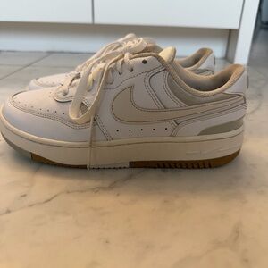 Nike Gamma Force size 8